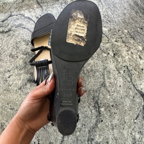 Ann Taylor Black Sophisticated Heels - Picture 6 of 6
